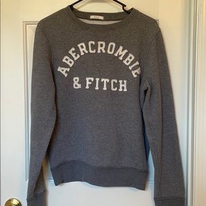 Grey Abercrombie & Fitch sweatshirt